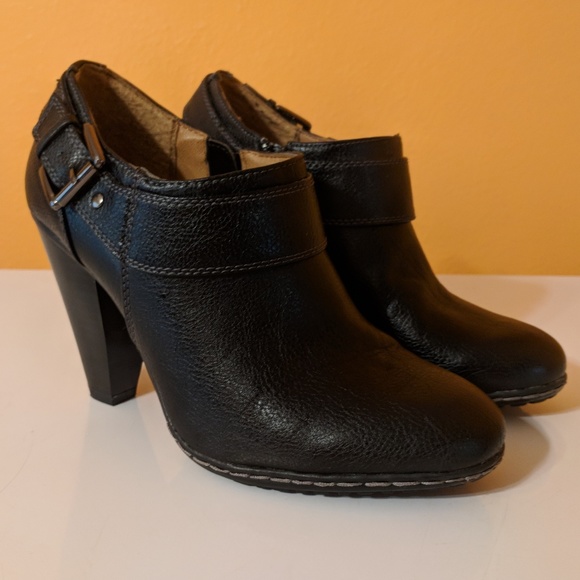 sofft ankle boots black